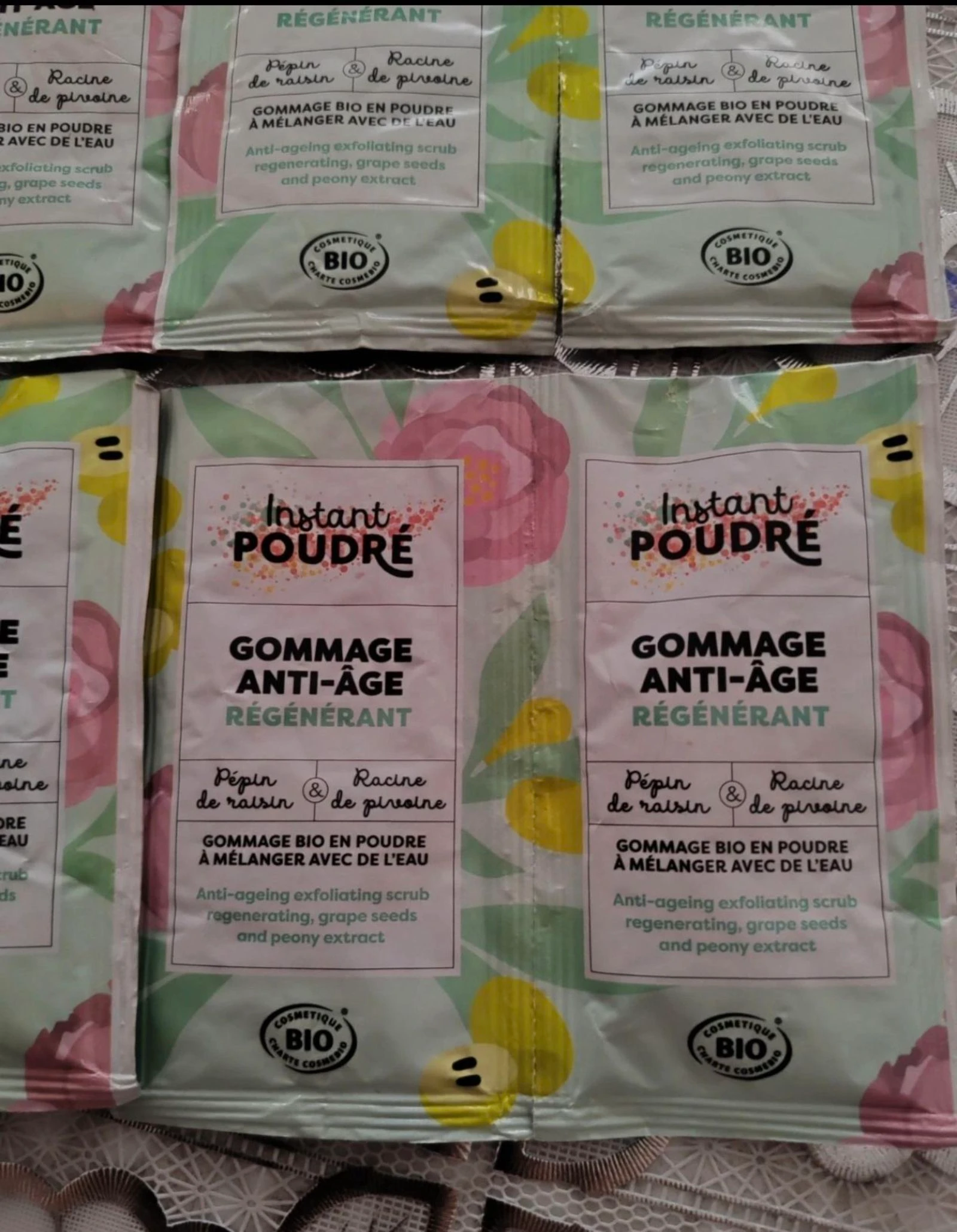 Set van 10 biologische anti-verouderingsscrubzakjes – photo 2